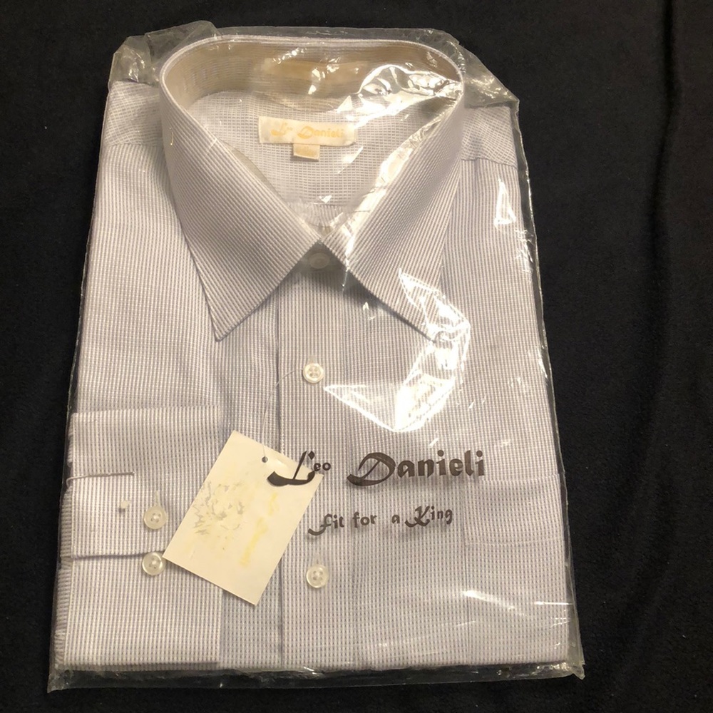***MAKE AN OFFER*** NWT nice dress shirt